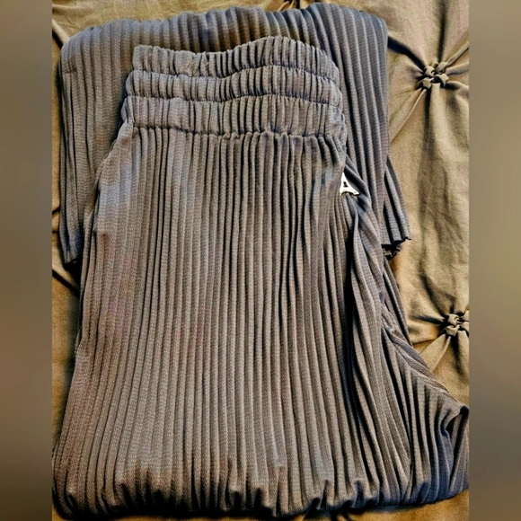 Pleated Trousers - Steel Blue - Picture 9 of 11